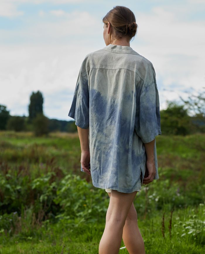 Studio-Ilfa-Siebenhaar-on-the-road-collectie-blauwe-blouse