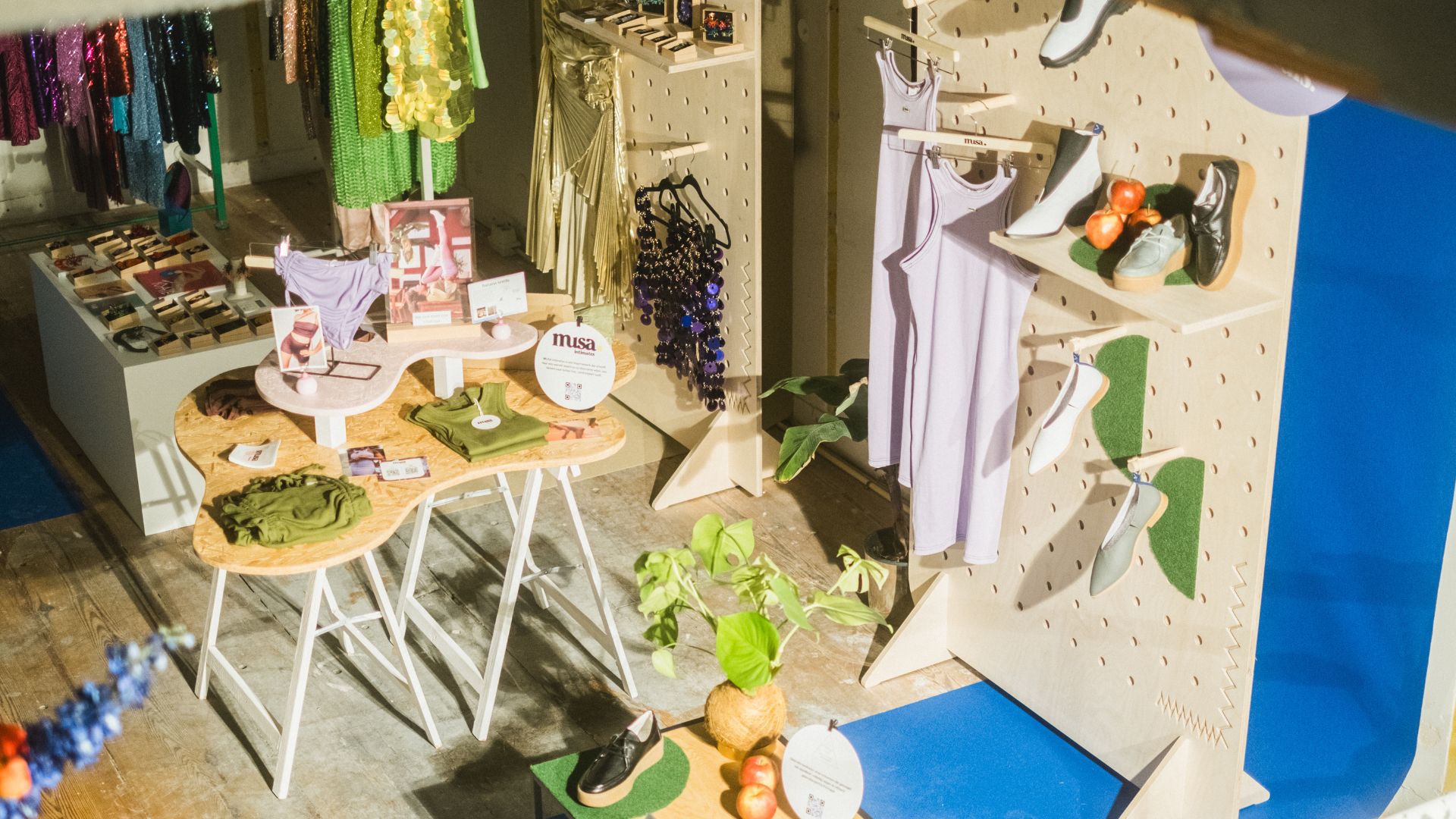 sfcollective-pop-up-store-kalverstraat-+1